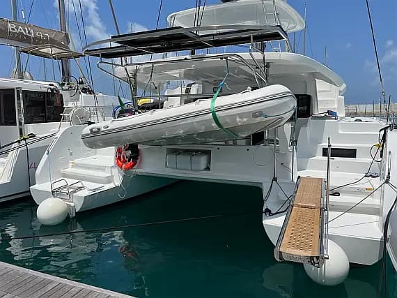 Lagoon 46 in Sicily / Capo d'Orlando Marina - Photo 1