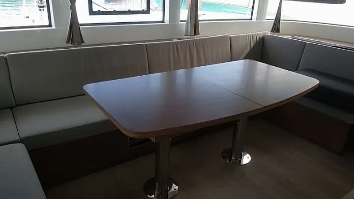 Lagoon 50 in Eden Island / Mahe, Victoria / Eden Island Marina - Photo 3