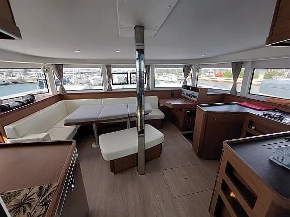 Lagoon 42 in Sukošan / D-Marin Dalmacija Marina - Photo 2