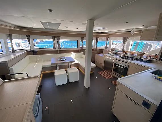 Lagoon 55 in Martinique / Le Marin - Photo 3