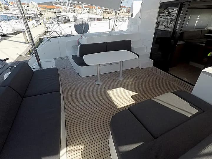 Lagoon 50 in Šibenik / D-Marin Marina Mandalina - Photo 5