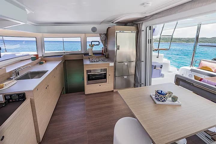 Lagoon 38 in Split / Port of Split / West Harbour - Photo 4