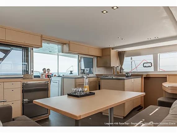 Lagoon 450 Sport in Eden Island / Mahe, Victoria / Eden Island Marina - Photo 3