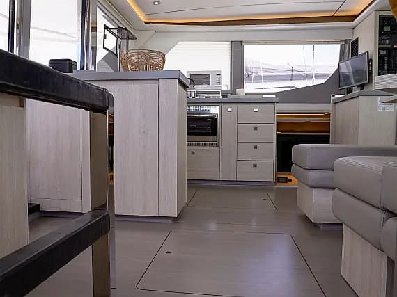 Leopard 45 in Seget Donji / Marina Baotić - Photo 2