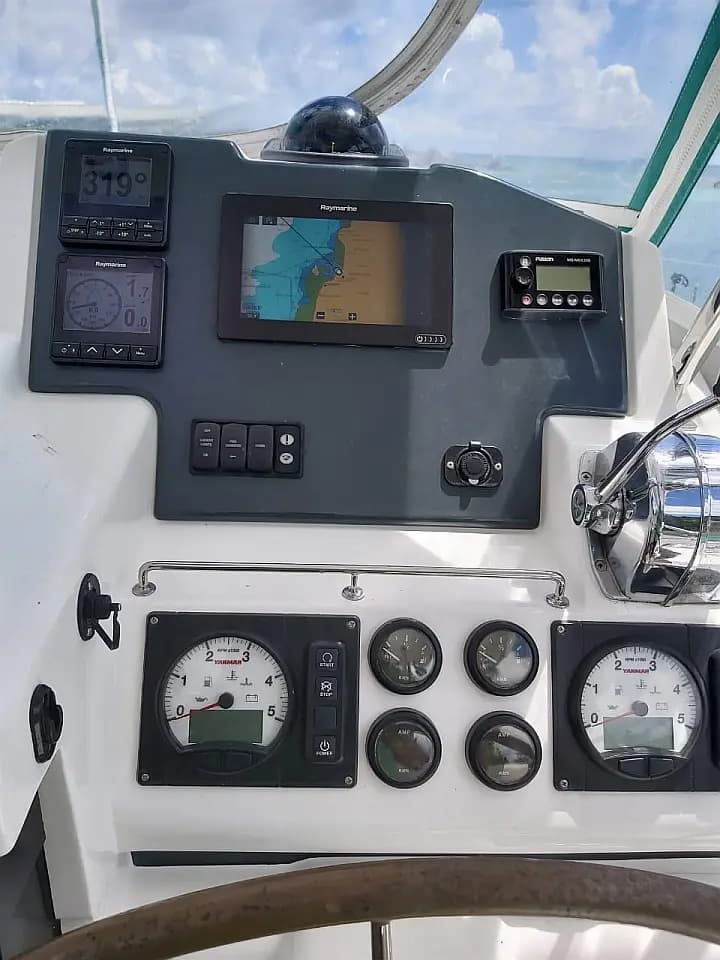 Leopard 45 in Eden Island / Mahe, Victoria / Eden Island Marina - Photo 3