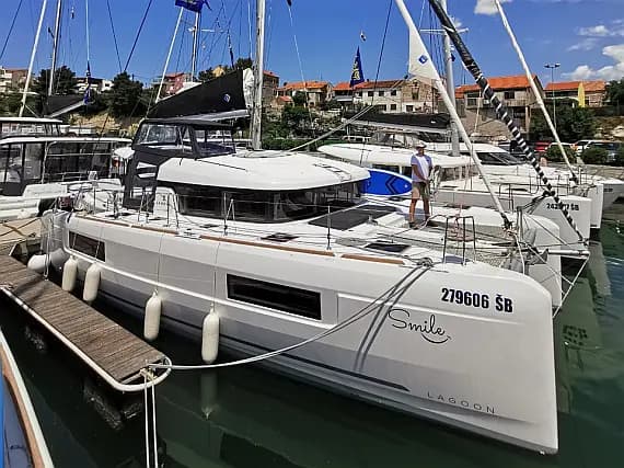 Lagoon 40 in Šibenik / D-Marin Marina Mandalina - Photo 1