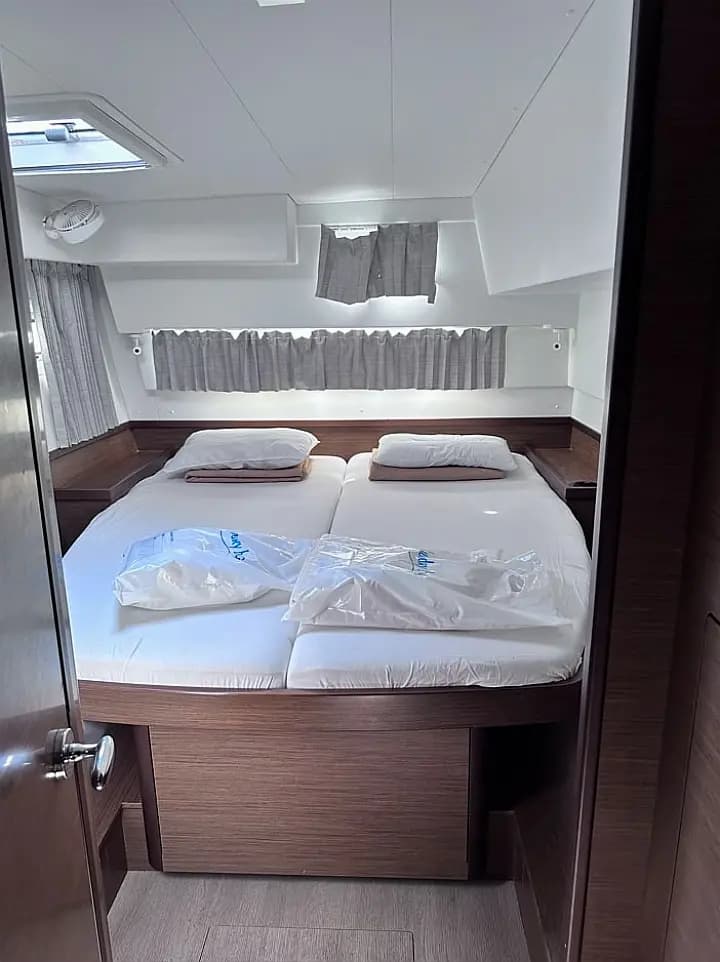 Lagoon 42 in Palairos / Marina Paleros - Photo 4