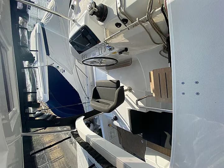 Lagoon 42 in Sicily / Furnari / Marina Portorosa - Photo 4
