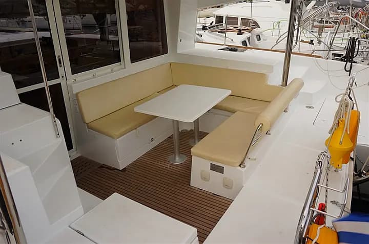 Lagoon 400 S2 in Corfu / Gouvia / D-Marin Marina Gouvia - Photo 4