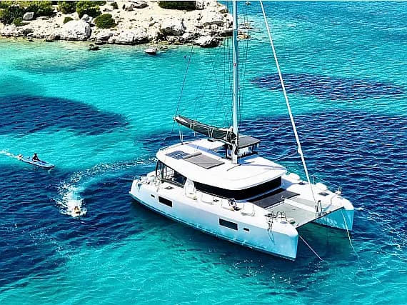 Lagoon 42 in Kanistro - Chalkidiki / Marina Miraggio - Photo 1