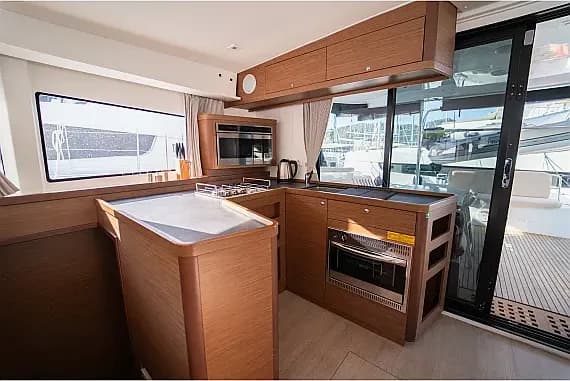 Lagoon 42 in Fethiye / Yacht Club Mai - Photo 2