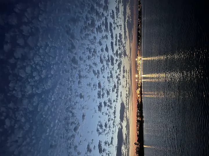 Lagoon 46 in Paros port - Photo 3