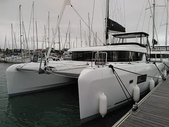 Lagoon 42 in Martinique / Le Marin - Photo 1