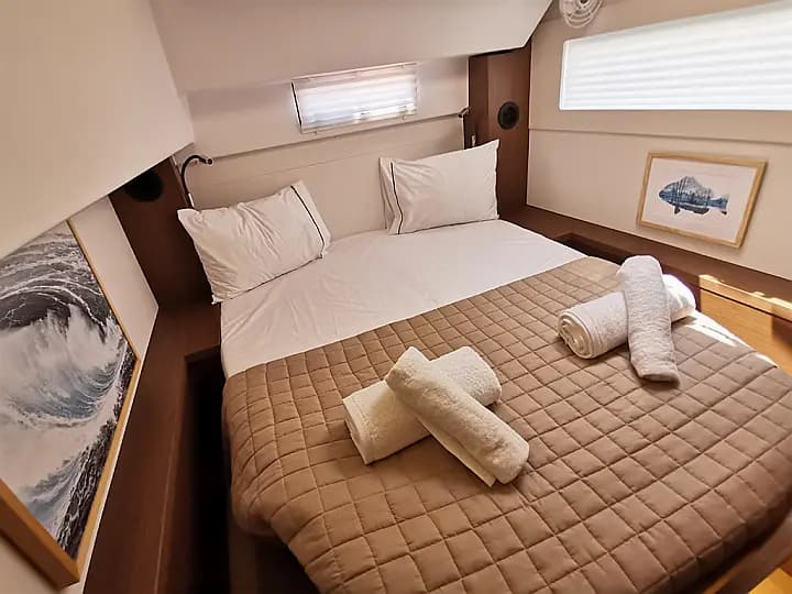 Lagoon 46 in Athens / Alimos Marina - Photo 3