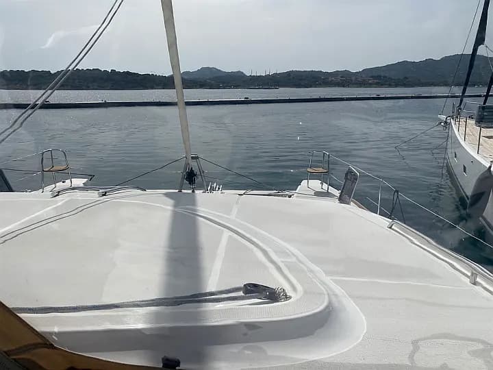 Lagoon 40 in Sardinia / Portisco / Cala dei Sardi - Photo 5