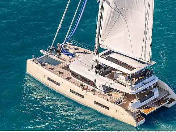 Lagoon Sixty 5 in Sicily / Capo d'Orlando Marina - Photo 1