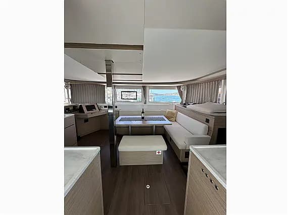 Lagoon 46 in Trogir / ACI Marina Trogir - Photo 3