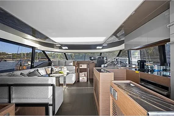 Prestige M48 in Split / ACI Marina Split - Photo 3