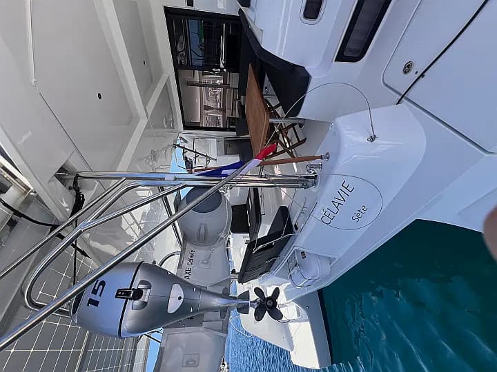 Lagoon 42 in Corsica / Ajaccio / Port Tino Rossi - Photo 5