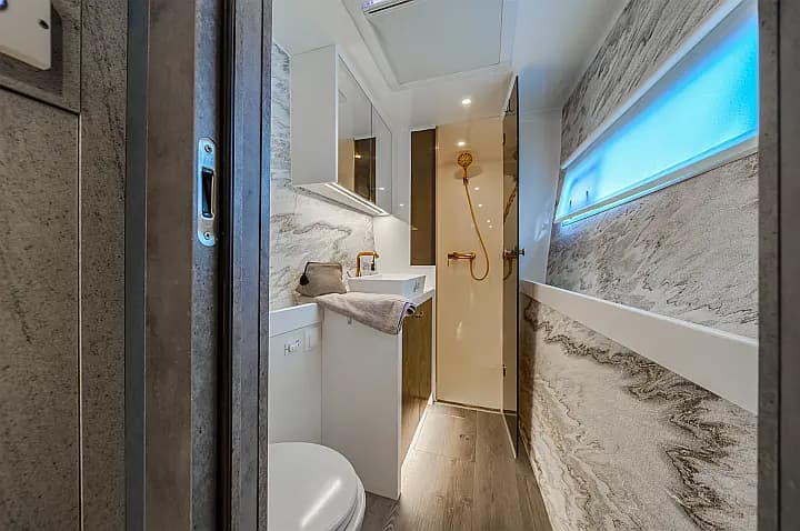 Luna 47 Power in Split / MCI Marine Club International - Photo 3
