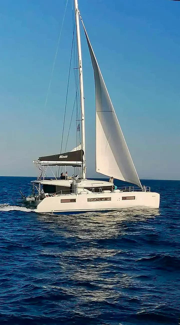 Lagoon 50 in Athens / Alimos Marina - Photo 3