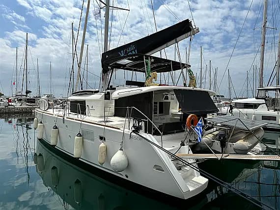 Lagoon 450 Fly in Athens / Alimos Marina - Photo 1