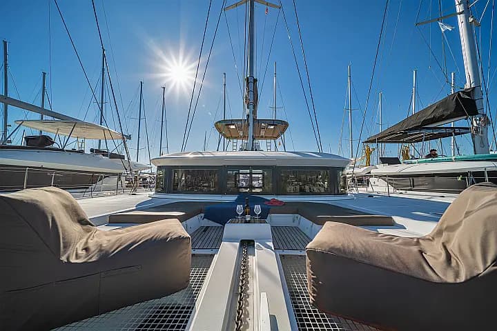 Lagoon 50 in Athens / Alimos Marina - Photo 4