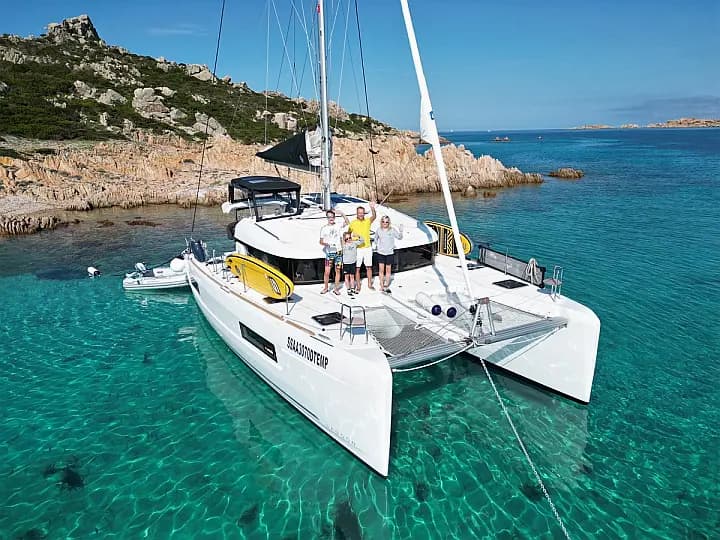 Lagoon 40 in Sardinia / Portisco / Cala dei Sardi - Photo 5