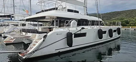 Lagoon 620 in Sardinia / Olbia / Marina di Olbia - Photo 1
