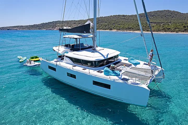 Lagoon 46 in Athens / Alimos Marina - Photo 4