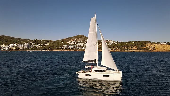 Lagoon 40 in Ibiza / Marina Port Ibiza - Photo 5