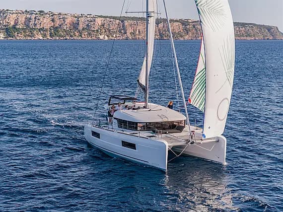 Lagoon 40 in Athens / Alimos Marina - Photo 1