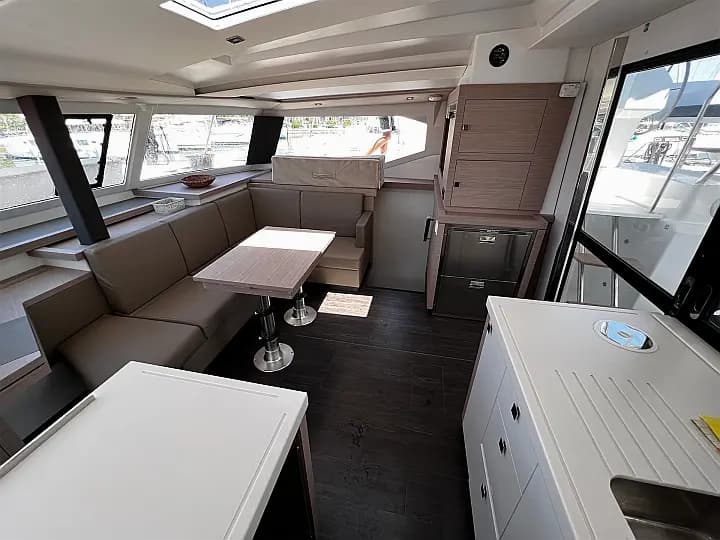 Astréa 42 in Sukošan / D-Marin Dalmacija Marina - Photo 5