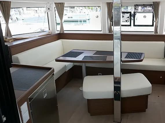 Lagoon 42 in Lavrion Main Port - Photo 2