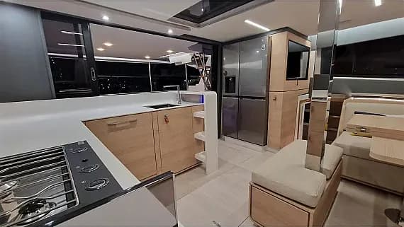 Aventura 45 in Grimaud / Port Grimaud - image 1