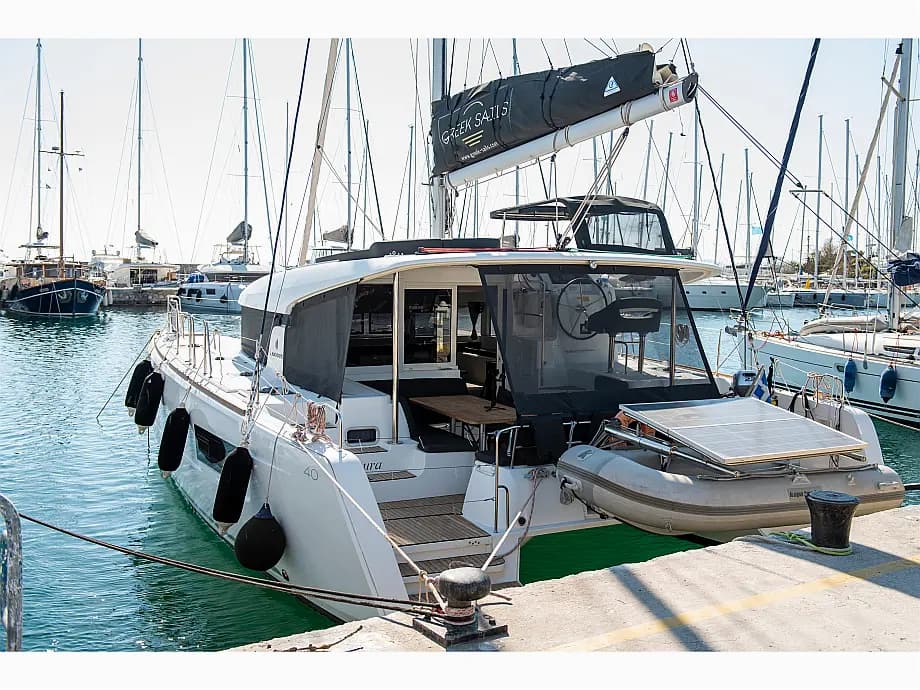 Lagoon 40 in Athens / Alimos Marina - Photo 2