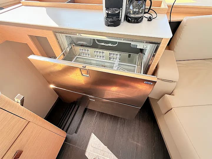 Aura 51 in Sukošan / D-Marin Dalmacija Marina - Photo 4