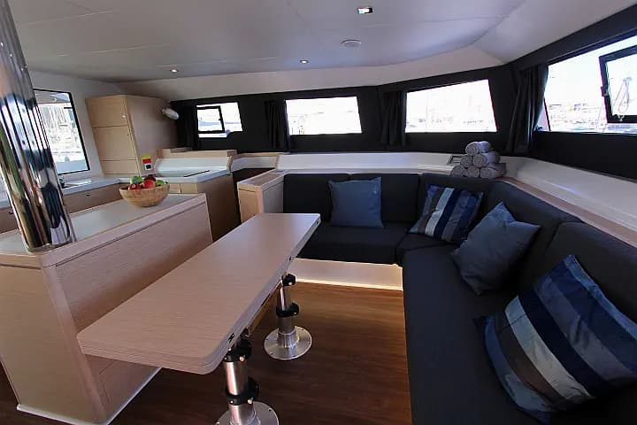 Dufour Catamaran 48 in Sardinia / Olbia / Marina Golfo Cugnana - Photo 3