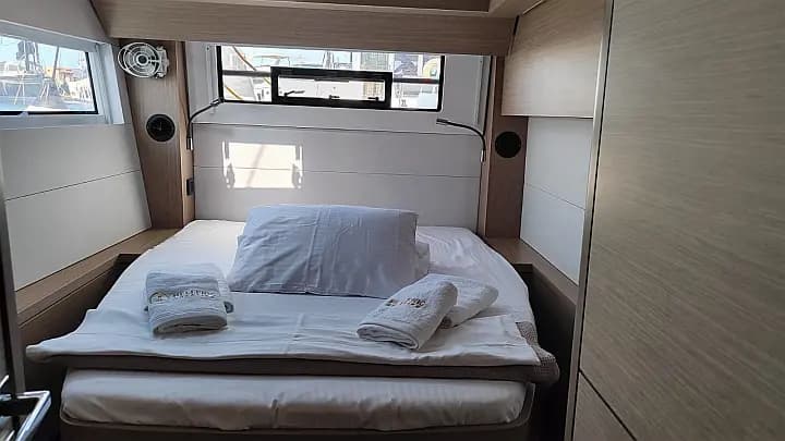 Lagoon 51 in Lavrion / Olympic Marina - Photo 4