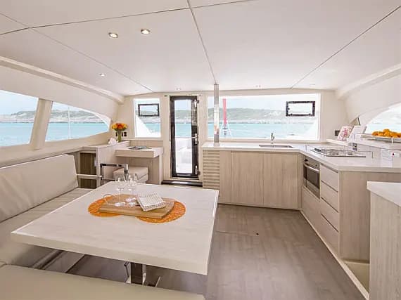 Leopard 40 in Sicily / Furnari / Marina Portorosa - Photo 2