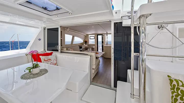 Leopard 40 in Sicily / Furnari / Marina Portorosa - Photo 5