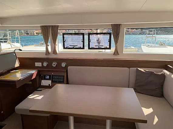 Lagoon 40 in Primošten / Marina Kremik - Photo 2