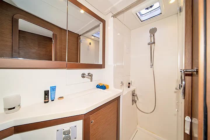 Lagoon 450 Fly in Rhodes New Marina - Photo 4
