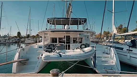 Lagoon 450 Fly in Athens / Alimos Marina - Photo 1