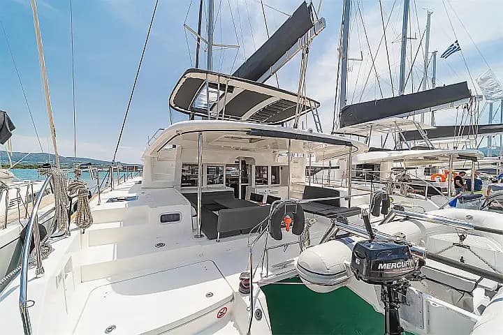Lagoon 450 Fly in Athens / Alimos Marina - Photo 5
