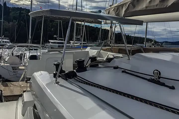 Astréa 42 in Tivat / Porto Montenegro - Photo 4