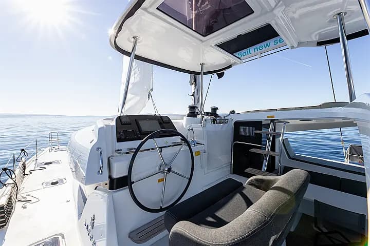 Lagoon 42 in Split / Port of Split / West Harbour - Photo 4