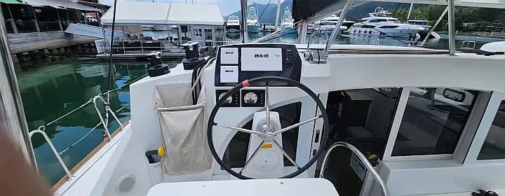 Lagoon 380 in Eden Island / Mahe, Victoria / Eden Island Marina - Photo 4