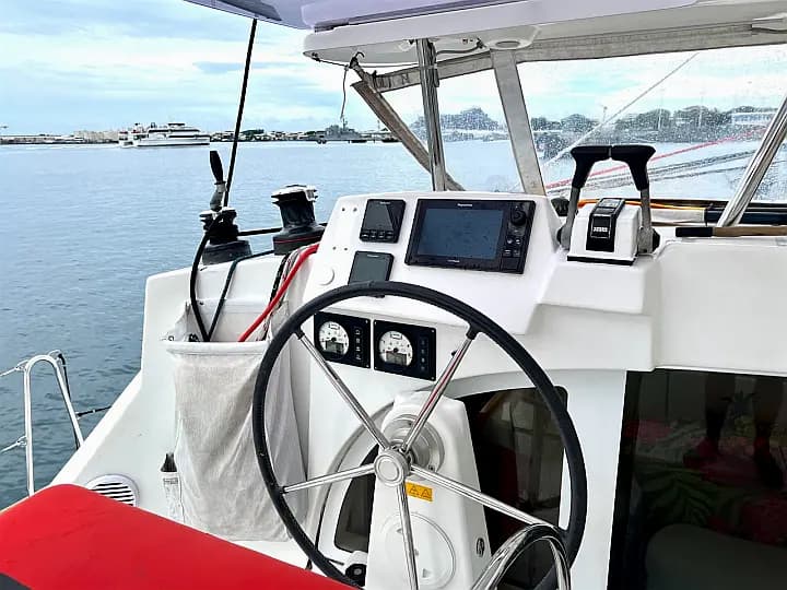 Lagoon 380 S2 in Papeete, Tahiti / Papeete - Photo 4