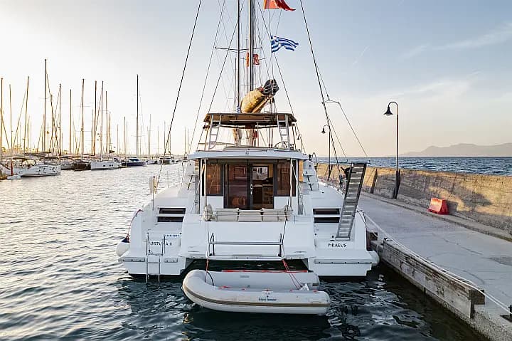 Bali 4.1 in Paros / Piso Livadi Port - image 1